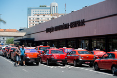 Um dos vetos parciais trata do microcrédito para taxistas