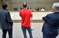 Movimentações de plenário.
