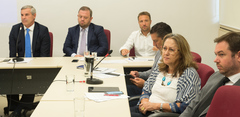 Lourdes Sprenger acompanhou a explanação sobre o PLCE 02/2019 durante o encontro com vereadores e representantes dos municipários.