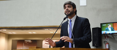 Felipe Camozatto (NOVO) explicou o motivo das revogações