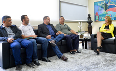 Rodoviários entregaram convite à presidente Mônica Leal