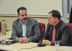 Primeira reunião da Comissão Especial de Revisão Legislativa.Na foto, os vereadores, Ricardo Gomes e Halminton Sossmeier (ao microfone).