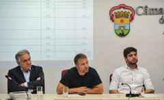 Reunião do grupo de Trabalho da Comissão Especial Legislativa junto de equipe técnica da Câmara. Na foto, os vereadores Nelcir Reimundo Tessaro,  Mendes Ribeiro e Felipe Camozzato.