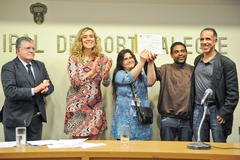 Escola recebeu homenagem na sessão desta quarta-feira