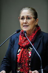 Vereadora Lourdes Sprenger.