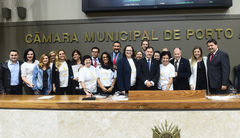 Servi apresenta trabalho na Câmara