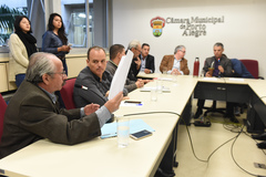Reunião para debater a “Lei Geral dos Táxis”. Ao microfone, o vereador suplente Toninho do Táxi.