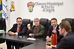 Reunião extraordinária da CCJ.