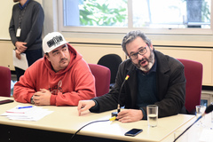 Reunião sobre a realização do Festival Cohab é só rap. Na foto, ao microfone, vereador Roberto Robaina