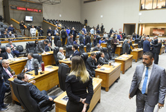 Votação do pedido de impeachment foi feita na tarde desta segunda-feira