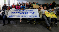 Moradores da comunidade do Mato Sampaio lotaram o Plenário Ana Terra para a reunião desta quinta-feira