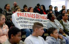 Comissões debatem a ação de reintegração de posse da Comunidade Mato Sampaio, localizada no Bairro Bom Jesus, e ouvem esclarecimentos acerca das contrapartidas feitas pelos empreendedores que já executaram o projeto no local.