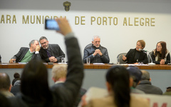 Comissões debatem a ação de reintegração de posse da Comunidade Mato Sampaio, localizada no Bairro Bom Jesus, e ouvem esclarecimentos acerca das contrapartidas feitas pelos empreendedores que já executaram o projeto no local.