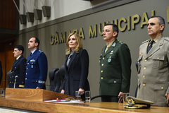 Vereadora Mônica Leal (PP) presidiu o ato durante a sessão