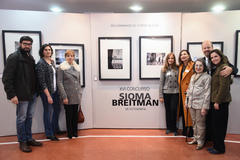 Entrega das premiações do XVI Concurso Sioma Breitmam de Fotografia e abertura da exposição. Na foto, família de Sioma Breitman