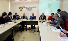 Comissão promove Audiência Pública de Metas Fiscais do 2º quadrimestre de 2019 e, em 2ª pauta, a apresentação do Relatório de Prestação de Contas das Atividades de Controle Social do Observatório Social de Porto Alegre referente ao 2º quadrimestre de 2019.