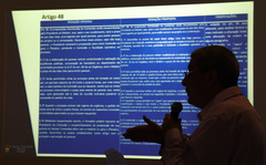 Comissão exibe apresentação do Grupo de Trabalho a respeito da reforma do Regimento da CMPA.