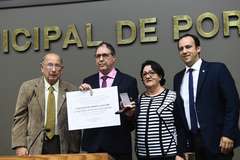 Santanna exibe título proposto por Barbosa (d)