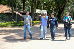 Vereadores circularam pelo Parque junto com representantes da comunidade local