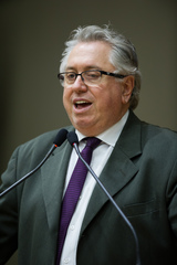Vereador Adeli Sell.