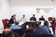 Reunião sobre rede municipal de atendimento à psoríase ocorreu nesta manhã