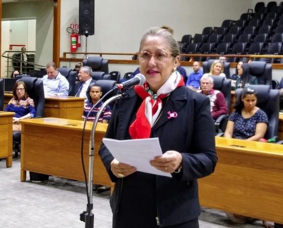 Vereadora faz saudação ao Correio do Povo 