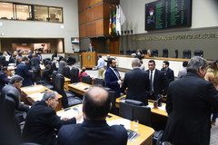 Plenário da Câmara, durante a sessão desta quarta-feira