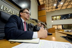 Lemos participou da reunião da CPI nesta quinta