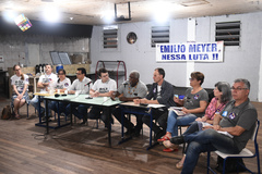 Comissão faz debate sobre a continuidade do Ensino Médio na Escola Emílio Meyer, na sede da Amavtron.