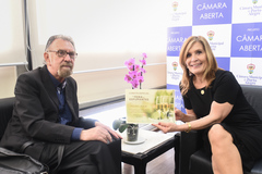 Mônica Leal recebeu convite de Ivo Czamanski para evento
