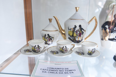Exposição Fronteira do Baú.
