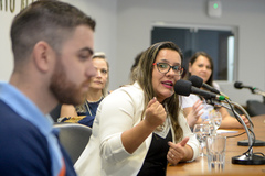 A professora Aline Russo ressaltou importância de se elaborar projetos de enriquecimento para as pessoas AH/SD
