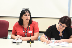Políticas de acompanhamento de pessoas com autismo em Porto Alegre.