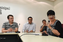 Entrega de relatorio de Avaliação do Plano Municipal de Edecação/PME de Porto Alegre.