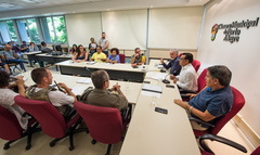 Reunião para tratar da realização do carnaval o ficial e carnaval de rua de Porto Alegre.