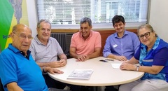 Lideranças no gabinete da vereadora Lourdes
