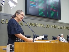 Vereadora Lourdes na Tribuna da Câmara em 06.02.20