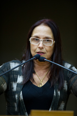 Retrato. Vereadora Cláudia Araújo.