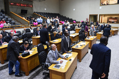 Vereadores mantiveram emendas vetadas