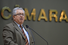Emenda foi apresentada pelo vereador Adeli Sell (PT)