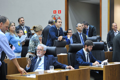 Movimentação de plenário.