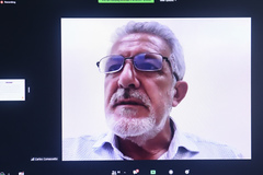 Reunião sobre reabertura das Escolas Municipais e de Educação Infantil, e o reinício das aulas, suas condições sanitárias e de segurança em saúde. Na foto, vereador Engenheiro Comassetto