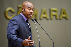 O suplente Rafael Cavalheiro (PSB) discursou à tribuna