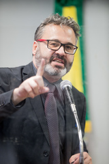 Retrato. Vereador Roberto Robaina