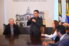 Cassio Trogildo fica na Prefeitura até sexta-feira