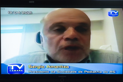 Pediatra Sérgio Amantéa diz que agravamento da pandemia impõe cautela para reabertura de escolas