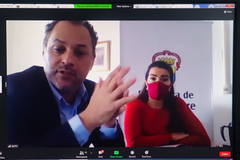 Ferenci e Luciene apresentaram o projeto