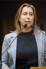 Retrato. Vereadora Fernanda Barth.