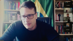 Reunião para apreciação de pareceres, aprovação de redações finais e distribuição de projetos para relatar. Na foto, Leonel Radde.