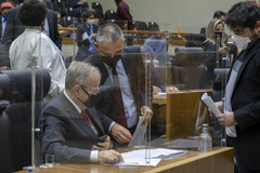 Votação ocorreu nesta quarta-feira